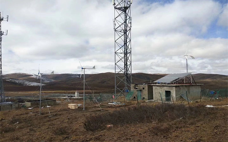 簡述分布式光伏發(fā)電與小型風力發(fā)電機的區(qū)別與關(guān)聯(lián)性