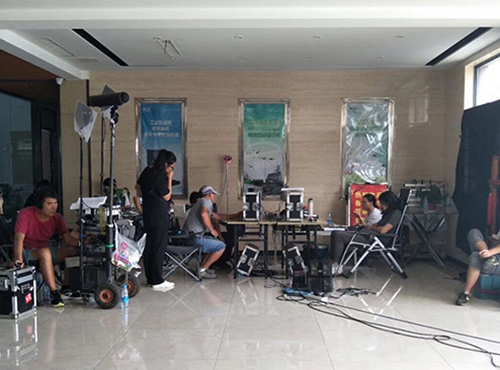 《陳二狗的妖孽人生》 第二季在南京歐陸電氣股份有限公司取景